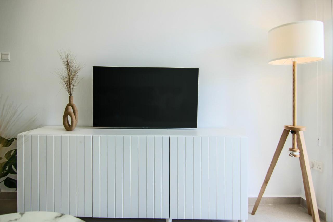 パ フォスPhaedrus Living: Seaview Luxury Flat Limnaria 114アパートメント エクステリア 写真