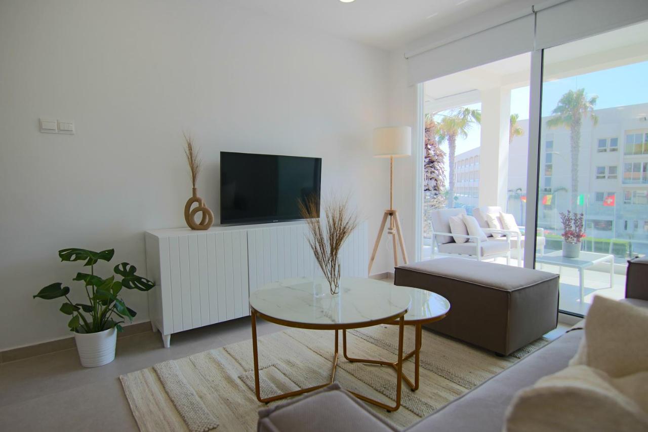 パ フォスPhaedrus Living: Seaview Luxury Flat Limnaria 114アパートメント エクステリア 写真